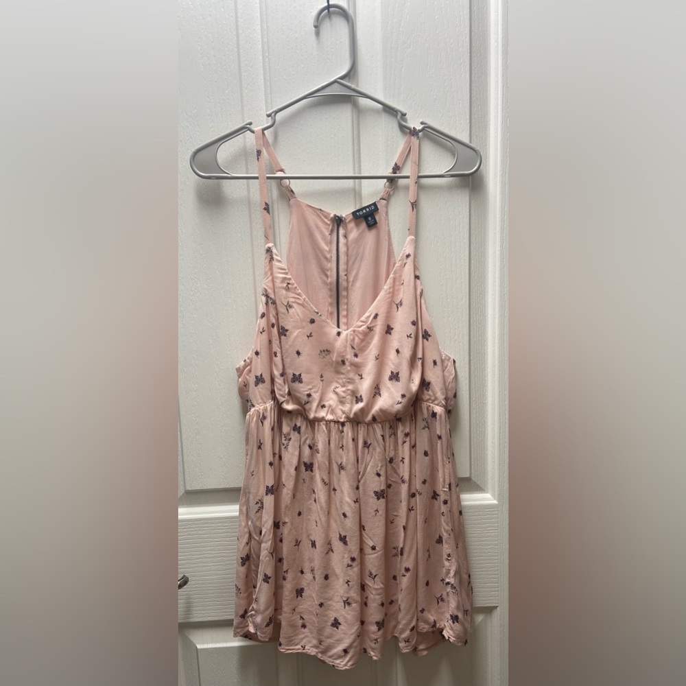 Torrid Plus size 0 pink top with purple butterflies